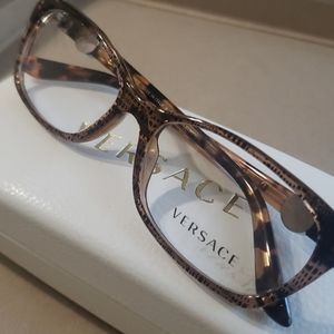 Eyeglasses